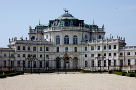 TORINO: LA TERRA E LE ROTTE DI CACCIA DI STUPINIGI, LA TROMPE DE CHASSE